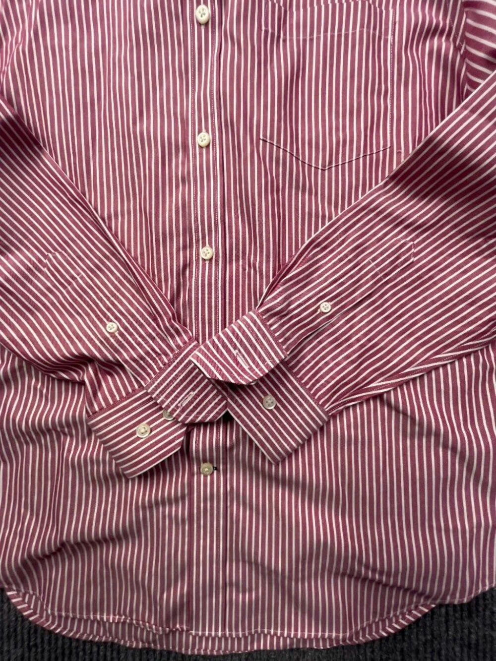 Banana Republic Button Up Shirt Medium Red White Stripes Collared Long Sleeve